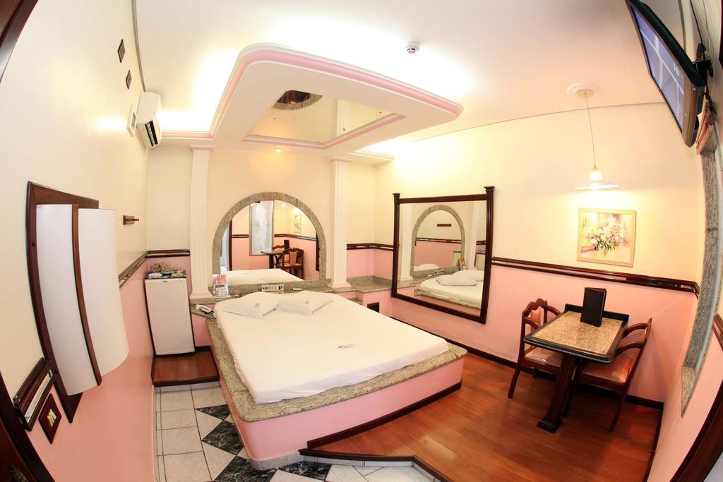 Hotel & Motel Le Baron (Adults Only) ปอร์โต เฟเฮรา ห้อง รูปภาพ