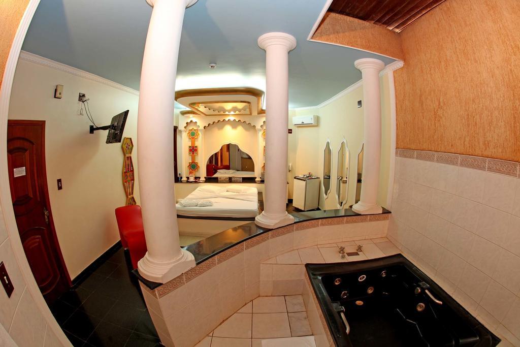 Hotel & Motel Le Baron (Adults Only) ปอร์โต เฟเฮรา ภายนอก รูปภาพ